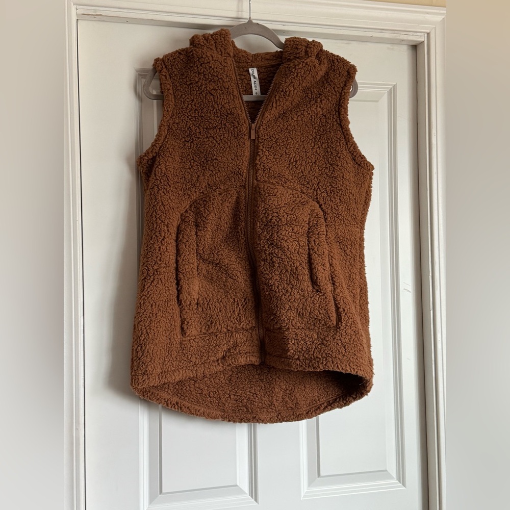 New Color Alien Size Small Solid Brown Hooded Teddy Bear Sherpa Vest